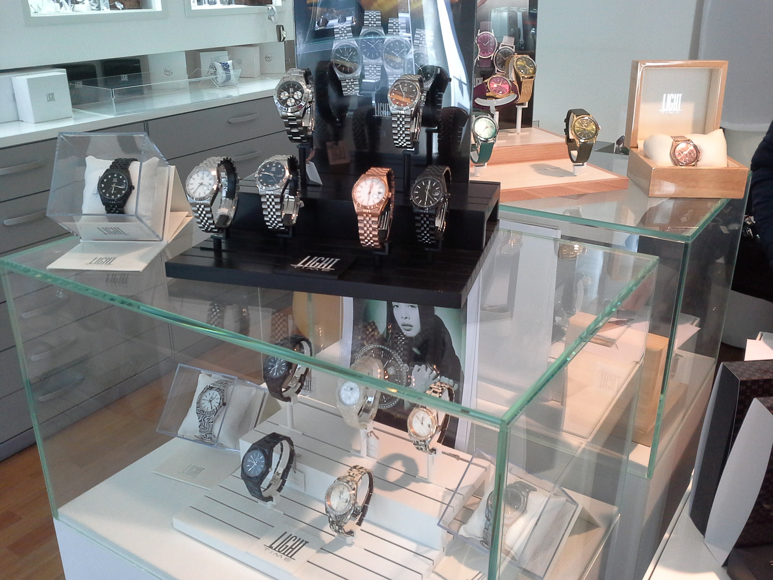 OROLOGIO LIGHT TIME