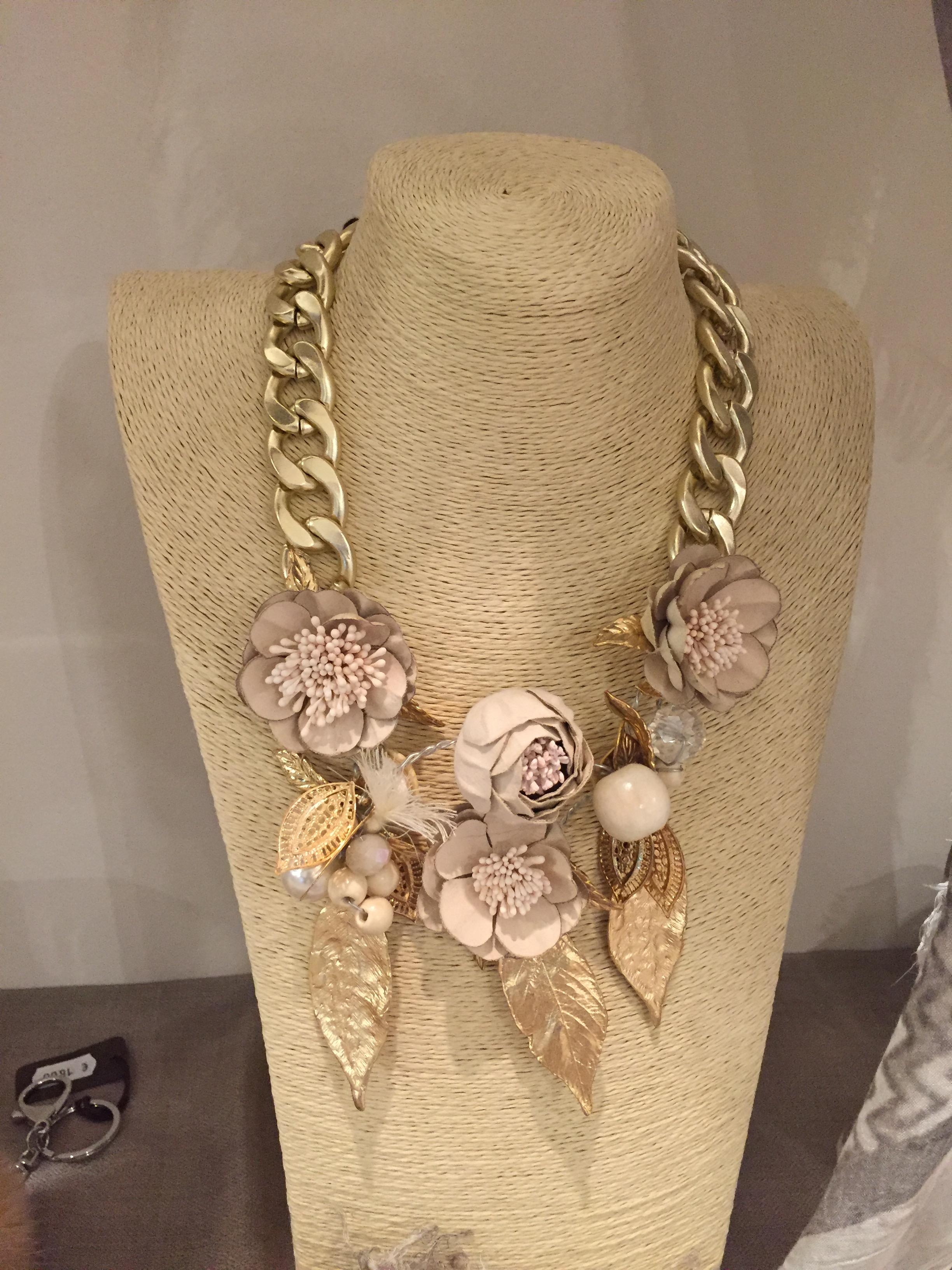 Collana