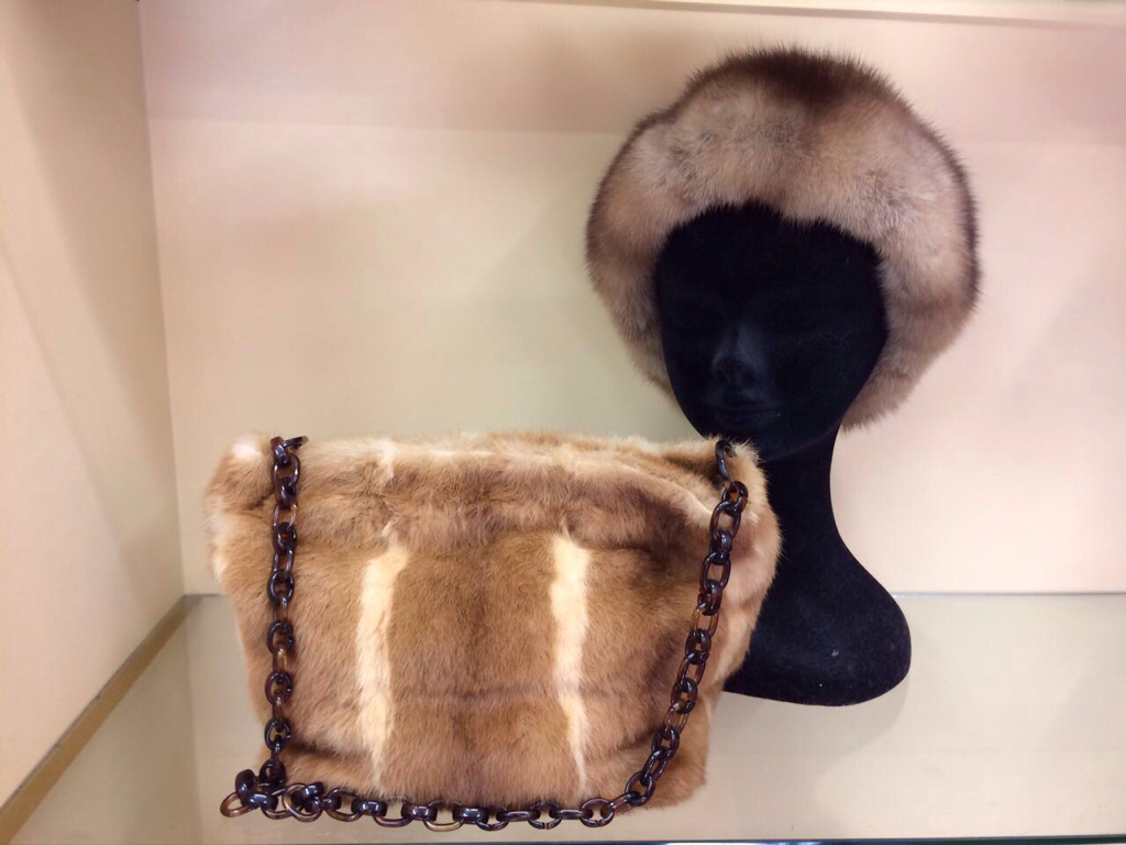 Cappello più borsa