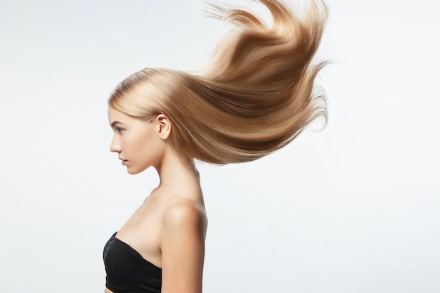 Parrucchiera Hair Stylist