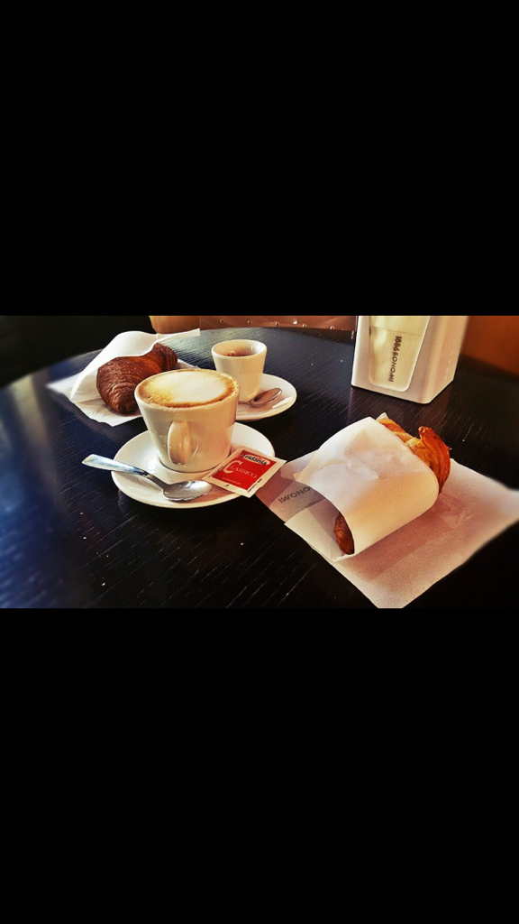 Brioche e cappuccino