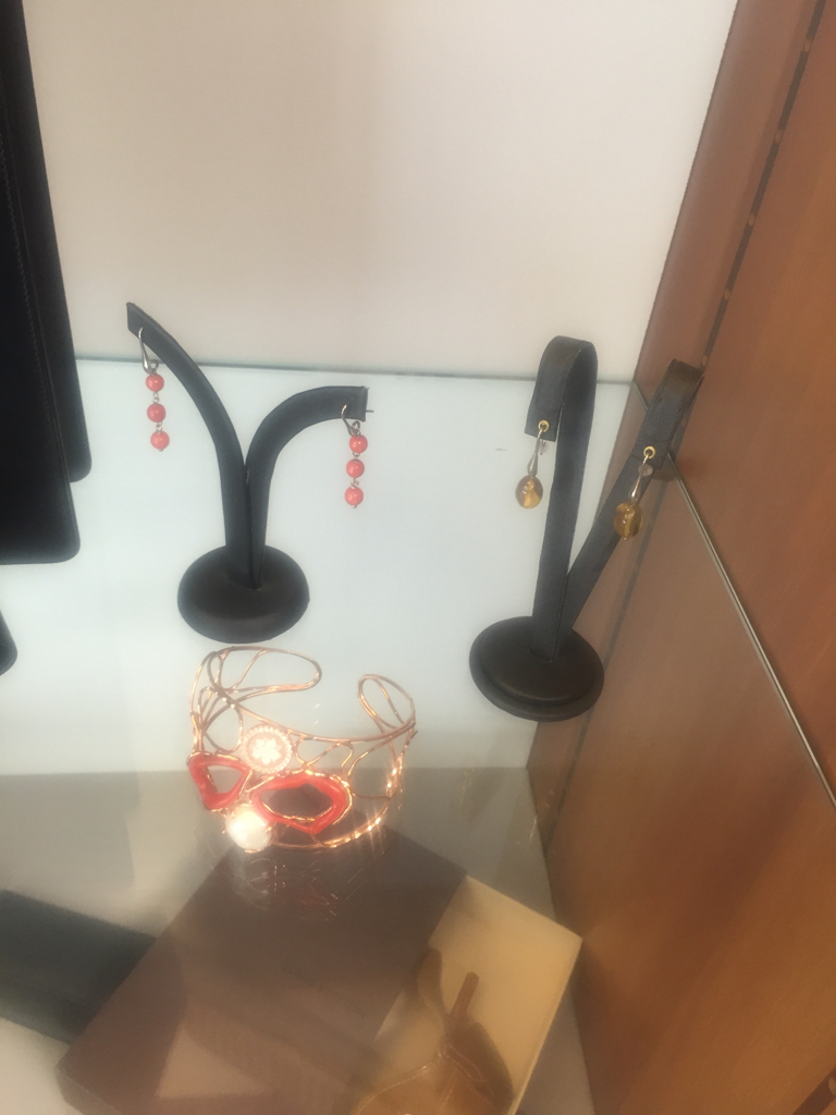 Orecchini e accessori in oro