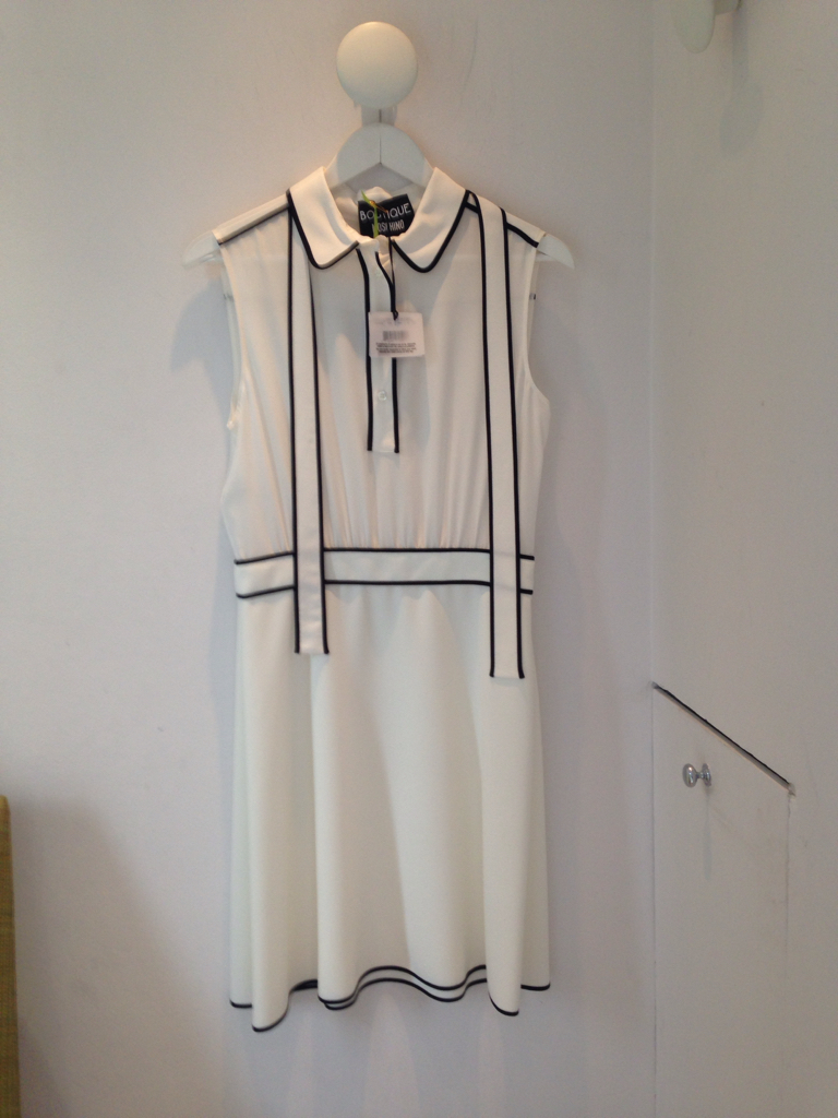 Abito Moschino boutique