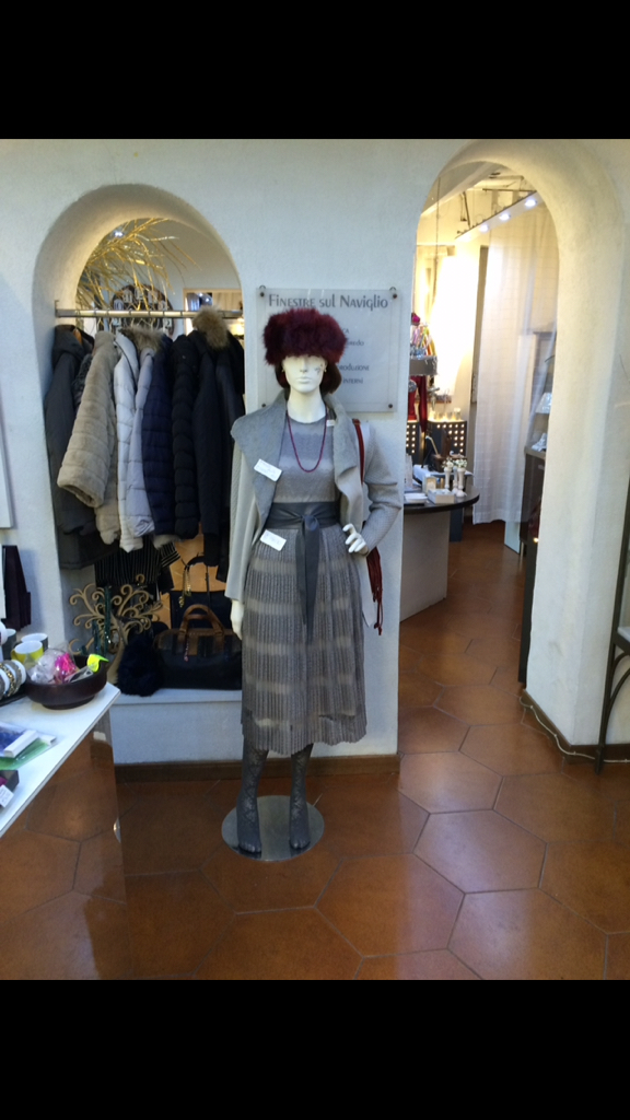 Abito in pizzo