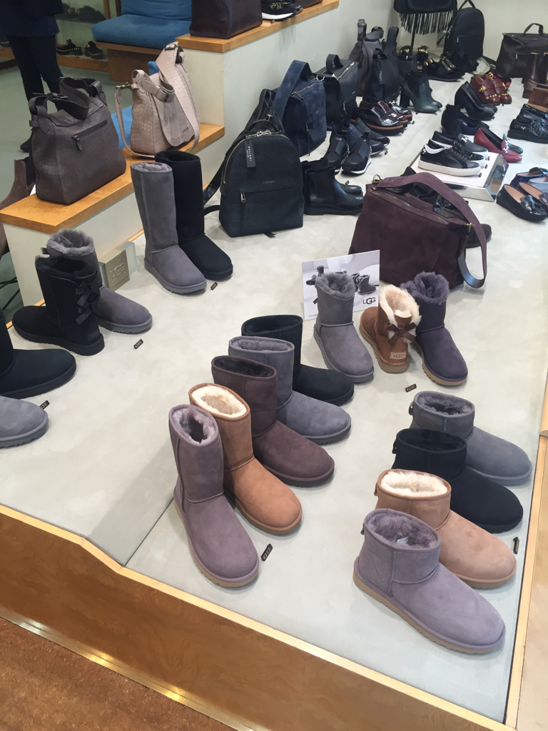 Ugg